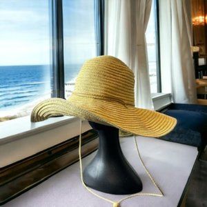 Disney Aulani Hawaii Women's Straw Floppy Sun Hat